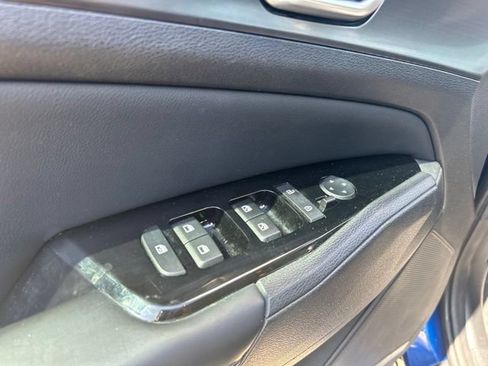 Used 2023 Kia Sportage EX FWD image 18