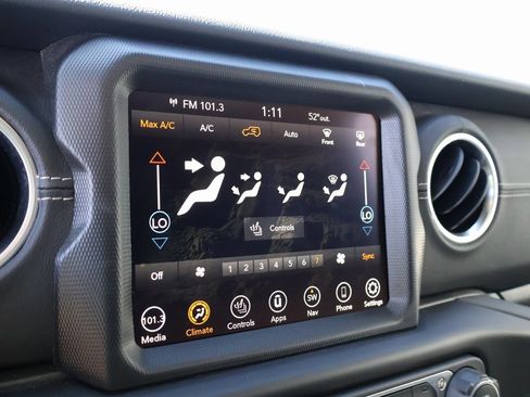 Used 2023 Jeep Wrangler Unlimited Sahara w/ Cold Weather Group image 32