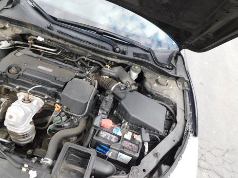 Used 2017 Honda Accord LX image 43