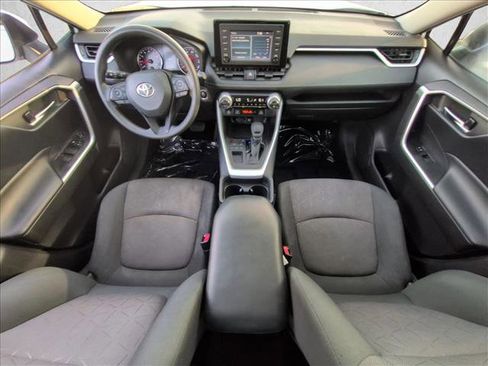 Used 2019 Toyota RAV4 XLE w/ Convenience Package image 18