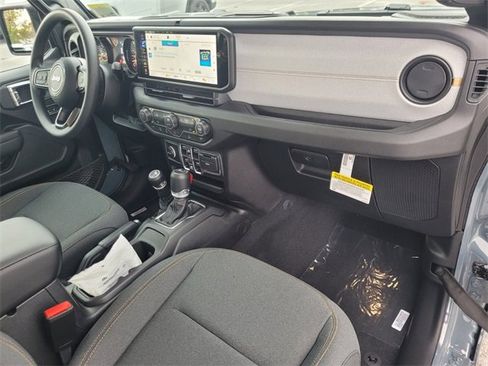 New 2026 Jeep Gladiator Sport image 16