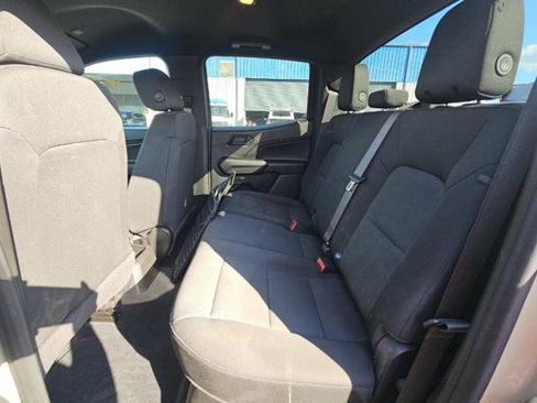Used 2024 Chevrolet Colorado W/T image 10