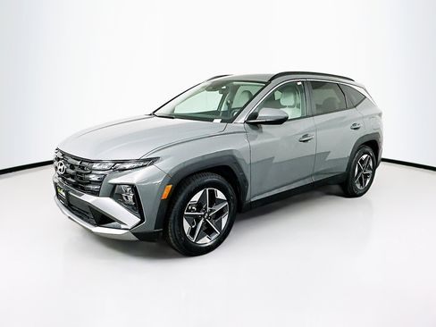 Used 2025 Hyundai Tucson SEL image 3