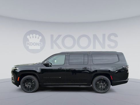 New 2026 Jeep Grand Wagoneer L Limited AWD/4WD image 2