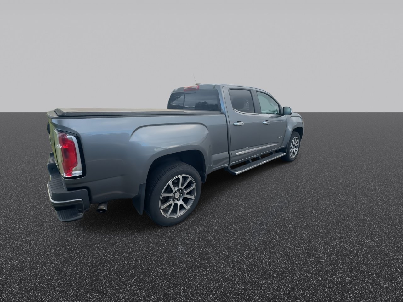 Used 2020 GMC Canyon Denali AWD/4WD image 9