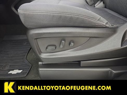 Used 2018 Chevrolet Suburban LS w/ All-Season Package image 19