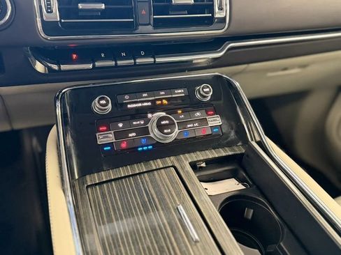 Used 2021 Lincoln Navigator L Black Label AWD/4WD image 30