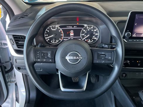 Used 2024 Nissan Rogue S AWD/4WD image 12