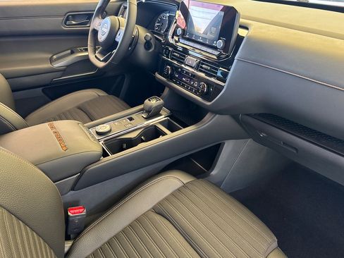 New 2025 Nissan Pathfinder Rock Creek image 20