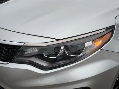 Used 2020 Kia Optima SX image 23