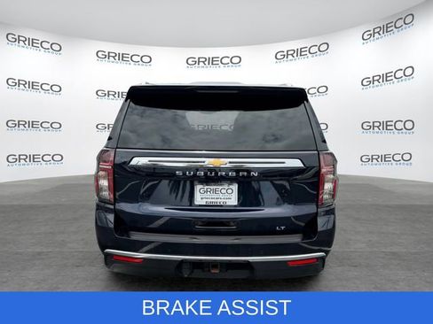 Used 2024 Chevrolet Suburban LT RWD image 6