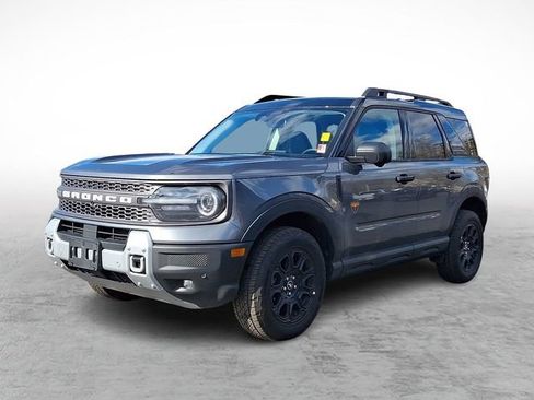 Used 2025 Ford Bronco Sport Badlands image 3