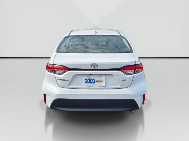 Used 2024 Toyota Corolla LE FWD image 4