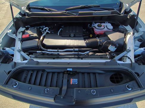 Used 2026 Chevrolet Silverado 1500 W/T image 26