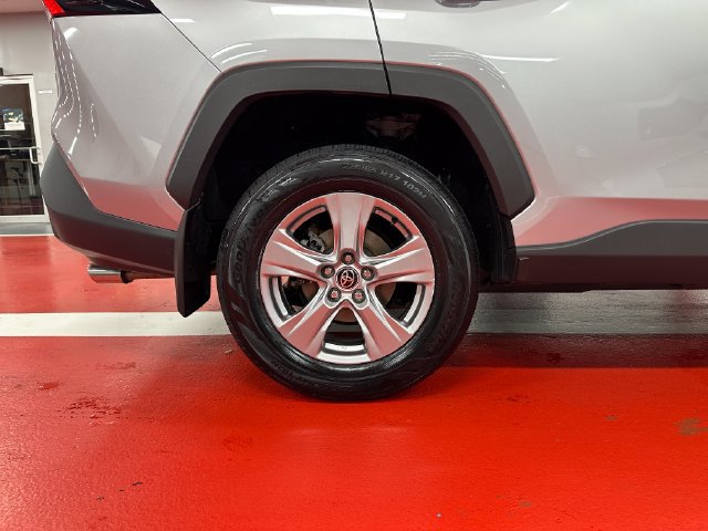 Certified 2025 Toyota RAV4 XLE AWD/4WD image 30