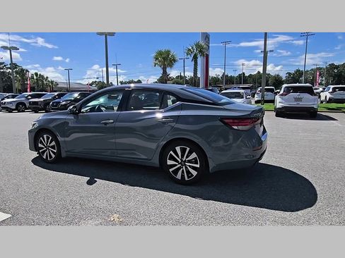 Used 2024 Nissan Sentra SV w/ SV Premium Package FWD image 28