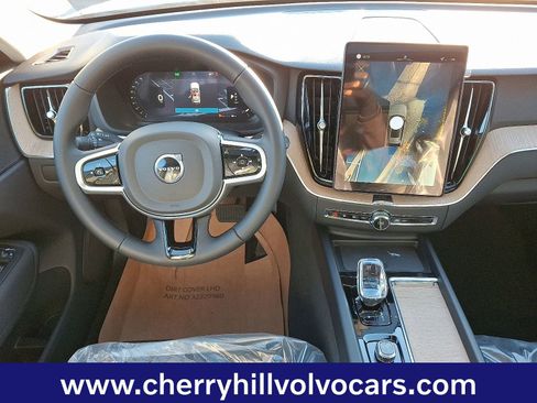 New 2026 Volvo XC60 B5 Plus w/ Protection Package Premier image 8