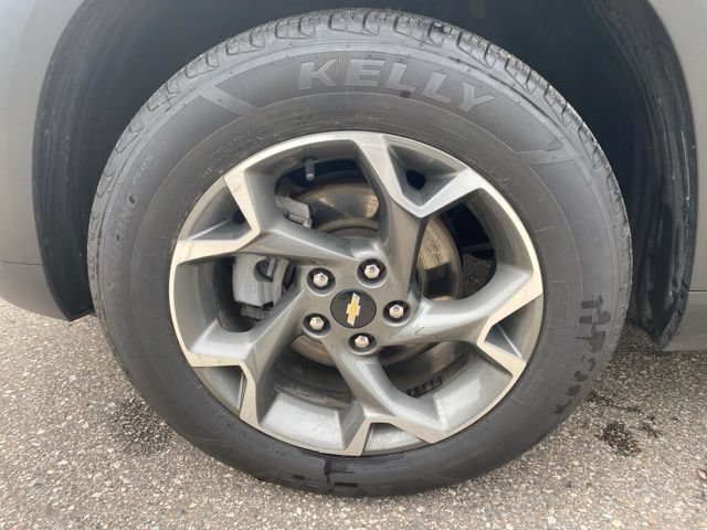 Used 2025 Chevrolet Trax LT FWD image 33