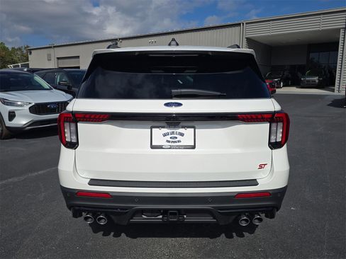 New 2026 Ford Explorer ST w/ Sun And Sound Package image 5