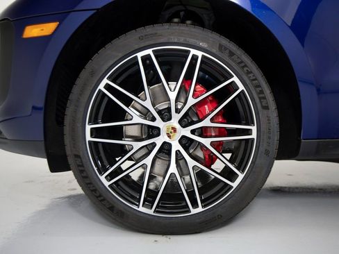 New 2026 Porsche Macan S image 15