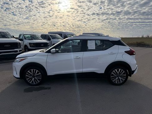 Used 2023 Nissan Kicks SV image 38