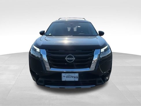 Used 2023 Nissan Pathfinder SL w/ SL Premium Package AWD/4WD image 3