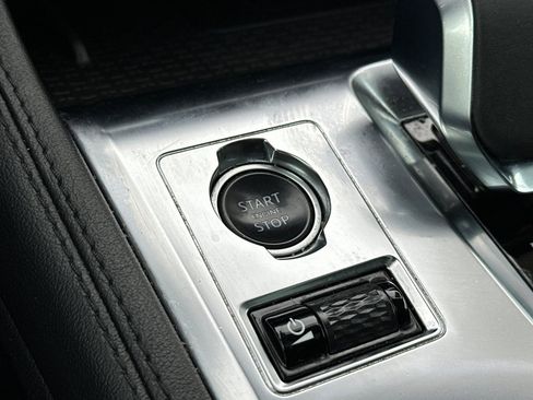 Used 2021 Jaguar F-PACE S image 34