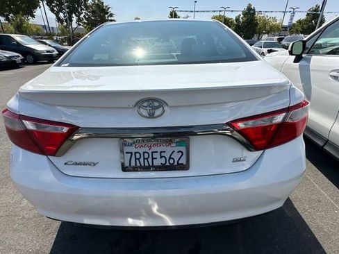 Used 2016 Toyota Camry SE FWD image 6