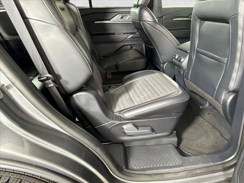 Used 2025 Ford Explorer ST-Line AWD/4WD image 15