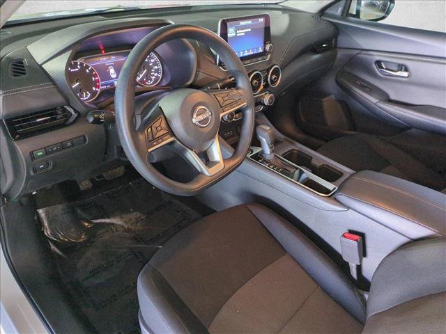 Used 2025 Nissan Sentra SV FWD image 10