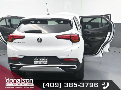 Used 2021 Buick Encore GX Preferred w/ Cold Weather Comfort Package image 24