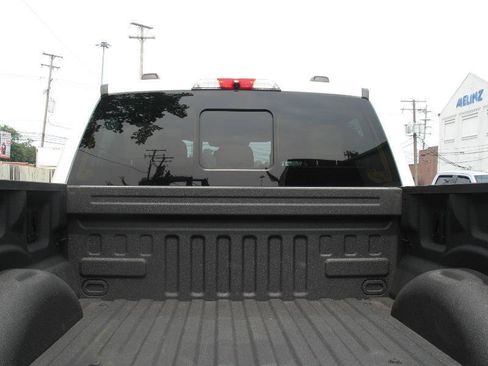 Used 2022 Ford F150 Lariat w/ Equipment Group 502A High AWD/4WD image 11