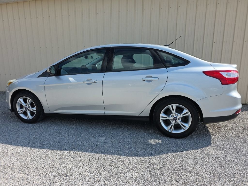 Used 2014 Ford Focus SE FWD image 9