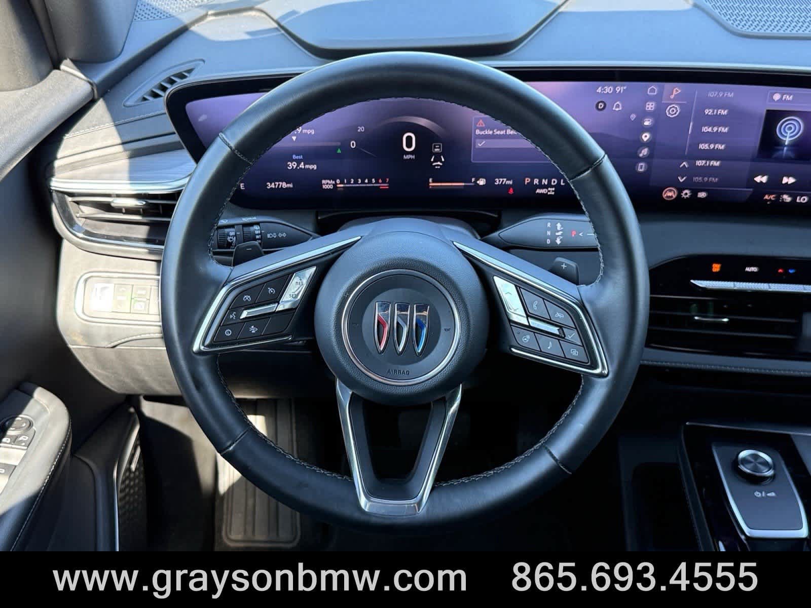 Used 2025 Buick Enclave Preferred AWD/4WD image 24