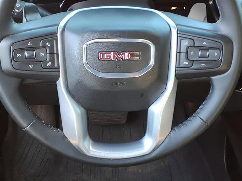 Used 2025 GMC Sierra 1500 Elevation w/ Elevation Premium Package AWD/4WD image 6