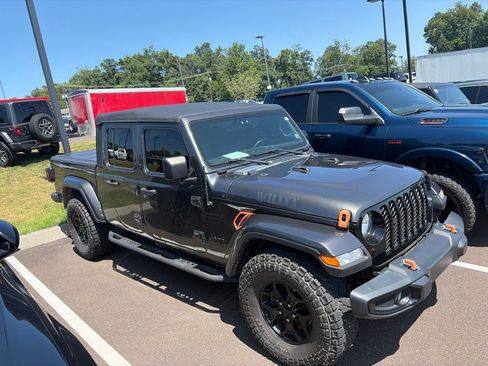 Used 2021 Jeep Gladiator Sport AWD/4WD image 4