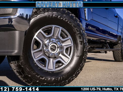 New 2026 Ford F250 Lariat w/ FX4 Off-Road Package image 2