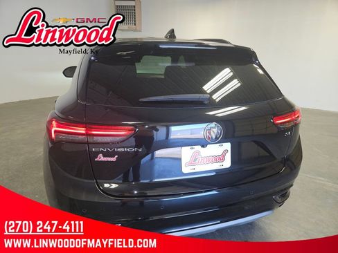 Used 2023 Buick Envision Essence w/ Sport Touring Package FWD image 4