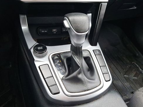 Used 2023 Kia Seltos LX AWD/4WD image 14