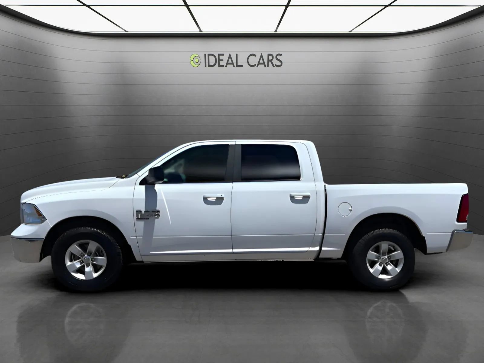 Used 2021 RAM 1500 Classic SLT RWD image 15