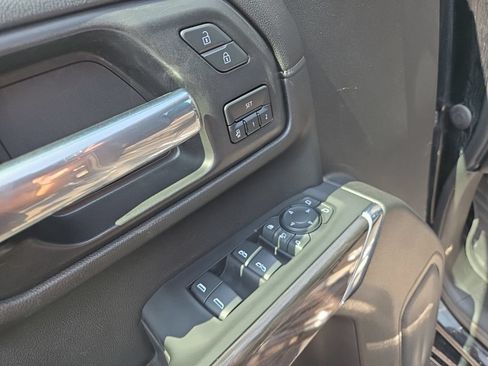 Used 2022 Chevrolet Silverado 2500 LTZ AWD/4WD image 15
