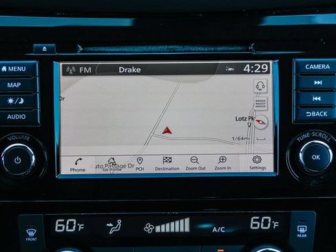 Used 2018 Nissan Rogue SL FWD image 14
