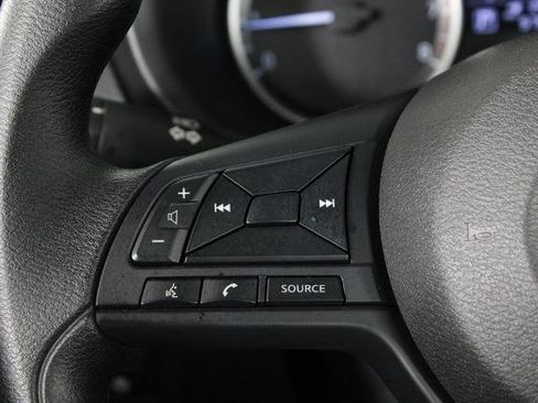 Certified 2025 Nissan Kicks Play S image 26