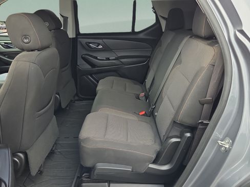 Certified 2020 Chevrolet Traverse LS w/ LPO, Floor Liner Package FWD image 10