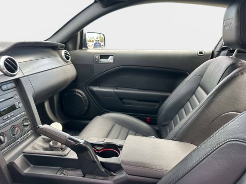 Used 2009 Ford Mustang Shelby GT500 image 17