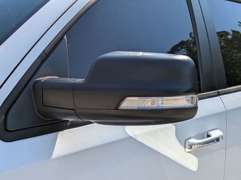 Used 2019 RAM 1500 Big Horn RWD image 12