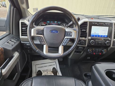 Used 2020 Ford F150 Lariat image 19