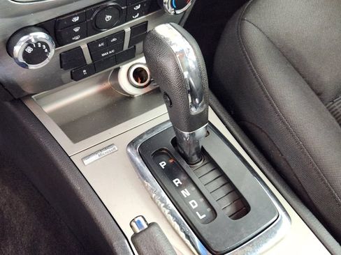Used 2010 Ford Fusion SE FWD image 20