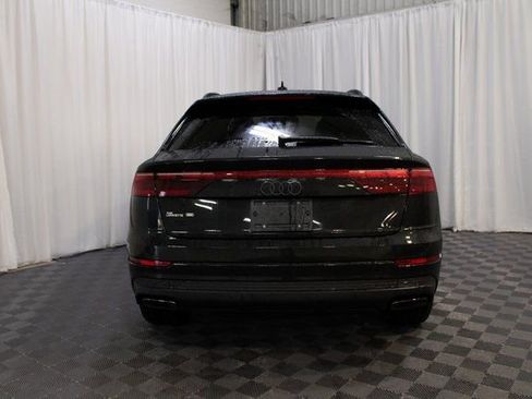 Used 2025 Audi Q8 Premium AWD/4WD image 24