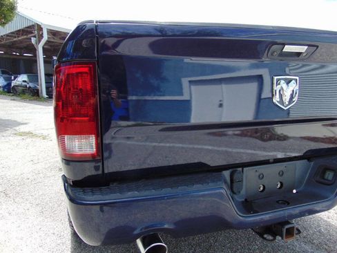 Used 2014 RAM 1500 Express RWD image 7